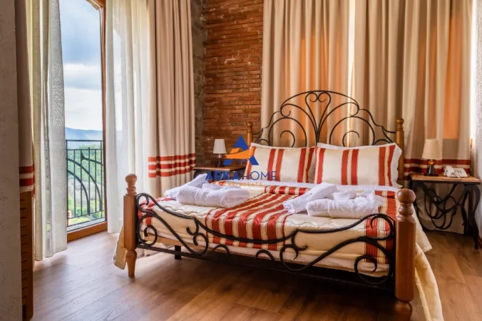 SHITET RESORT 1440M2 "SHESHI MAMICA, PTERELE" 4.000.000 EURO