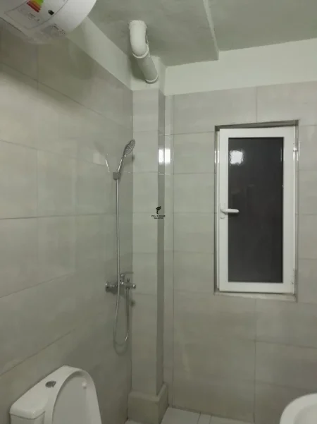 Tirane, jepet me qera apartament 1+1 Kati 5, 70 m² 400 € (RRUGA BARDHYL)