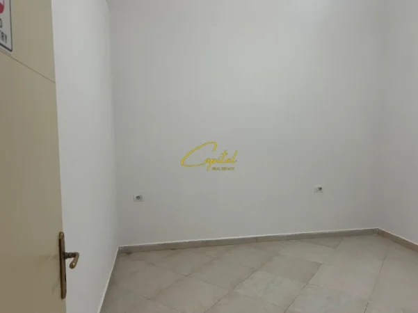 Tirane, shitet ambjent biznesi Kati 0, 73 m² 135.000 € (ASTIR)