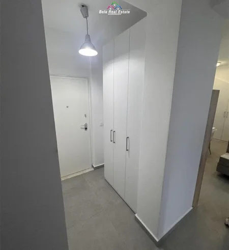Tirane, jepet me qera apartament 2+1 Kati 3, 80 m² 820 € (kodra e diellit 1)