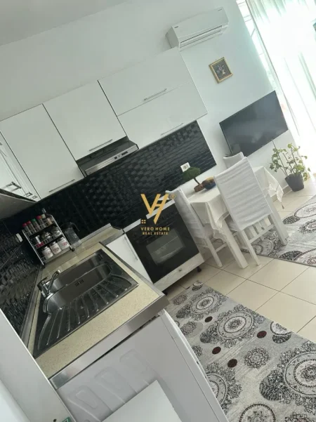 Tirane, shitet apartament 1+1+Ballkon Kati 5, 40 m² 150.000 € (PALLATET AGIMI)