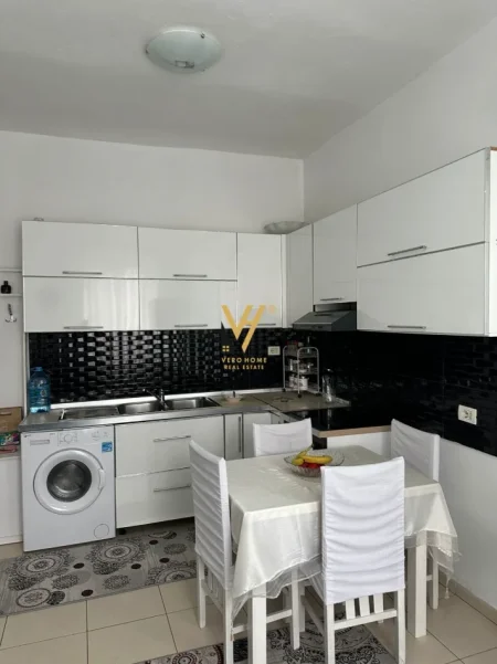 Tirane, shitet apartament 1+1+Ballkon Kati 5, 40 m² 150.000 € (PALLATET AGIMI)