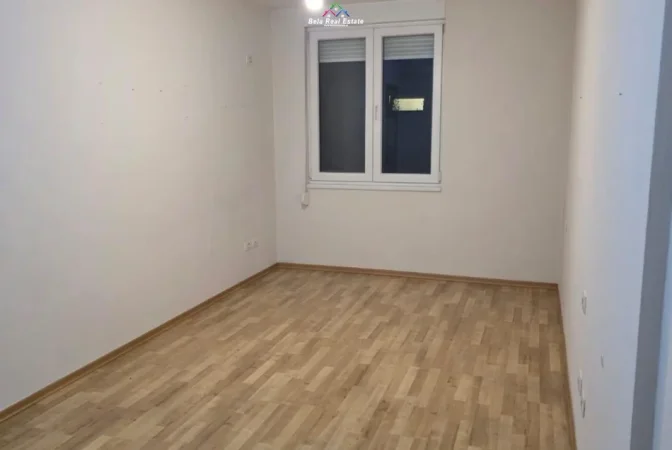 Tirane, jepet me qera zyre Kati 2, 103 m² 670 € (frosina plaku)