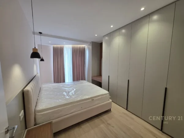 Tirane, jepet me qera apartament 1+1 Kati 9, 75 m² 850 € (mine peza)