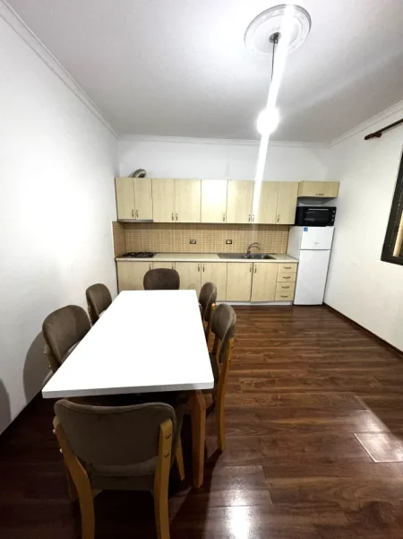 🔥 OKAZION ,,,,, Jepet me qera apartament 2+1 ne ASTIR me vlere 450 EURO
