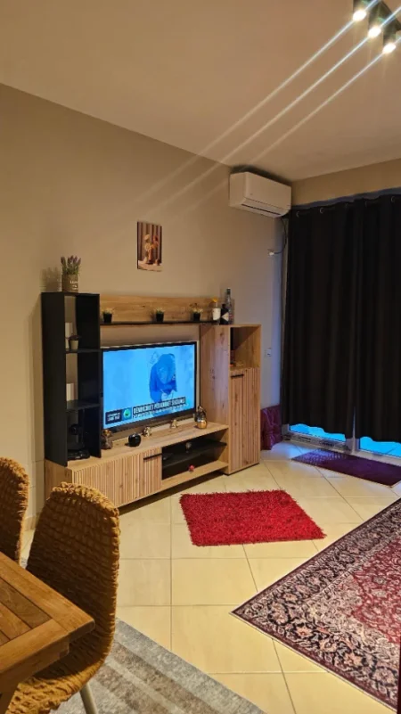 Tirane, jepet me qera apartament 1+1+Ballkon Kati 3, 480 € 