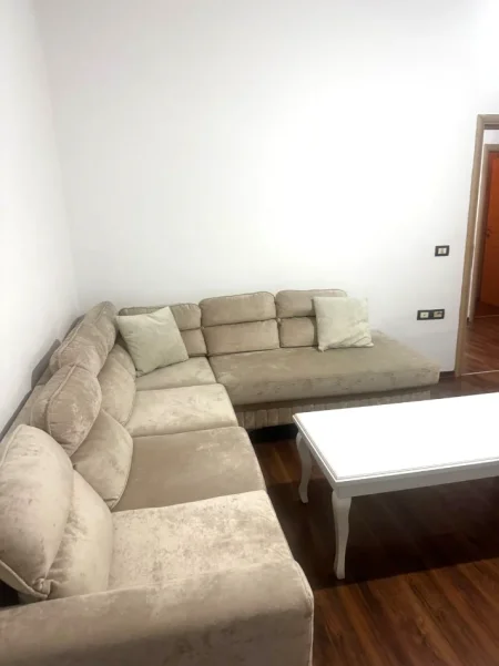 🔥 OKAZION ,,,,, Jepet me qera apartament 2+1 ne ASTIR me vlere 450 EURO