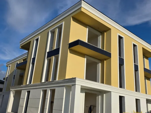 Tirane, shitet apartament 1+1 , 50 m² 85.100 € (sauk)