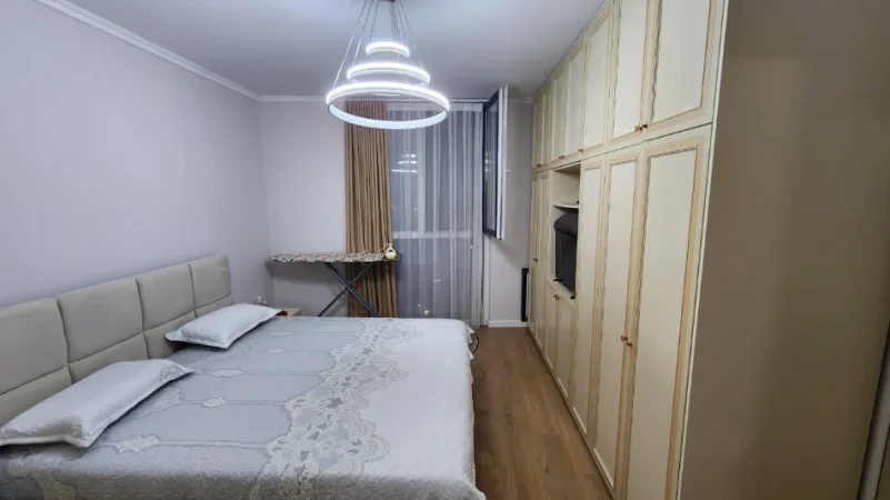 Tirane, shitet apartament 1+1 Kati 5, 69 m² 135.000 € (Yzberisht)