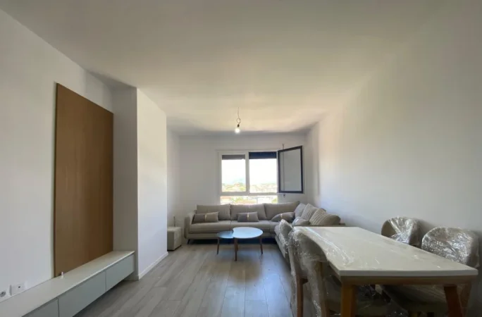 Tirane, jepet me qera apartament 2+1 Kati 5, 85 m² 450 € (Paskuqan)