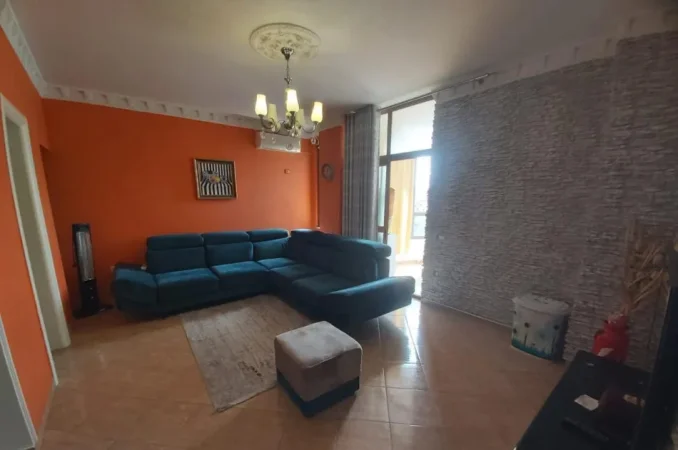 Tirane, jepet me qera apartament 2+1 Kati 6, 90 m² 550 € (Tregu Elektrik)
