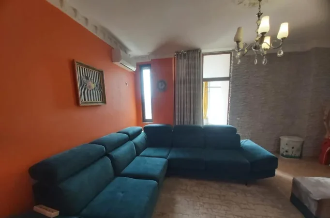 Tirane, jepet me qera apartament 2+1 Kati 6, 90 m² 550 € (Tregu Elektrik)