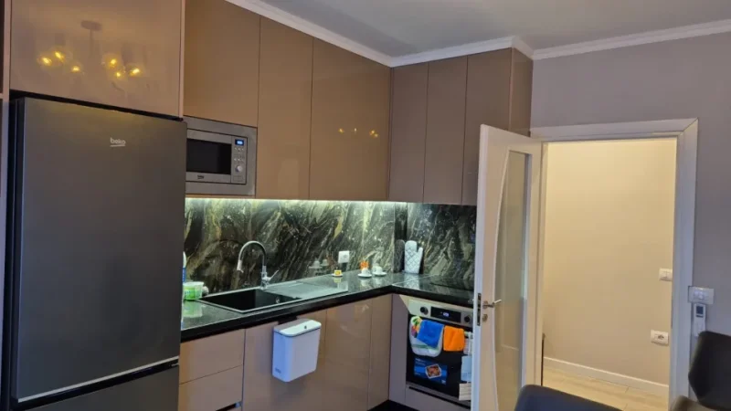 Pogradec, apartament 1+1 me qera ditore