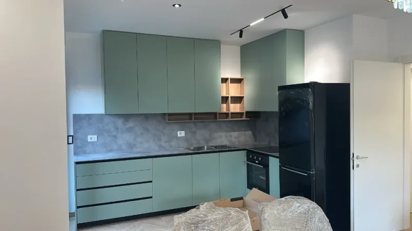 Tirane, shitet 1+1 , 130 m² 320.000 € (Fusha Aviacionit)