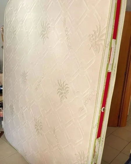 Dyshek 1,60 x1,90 .Çmimi 7000 leke