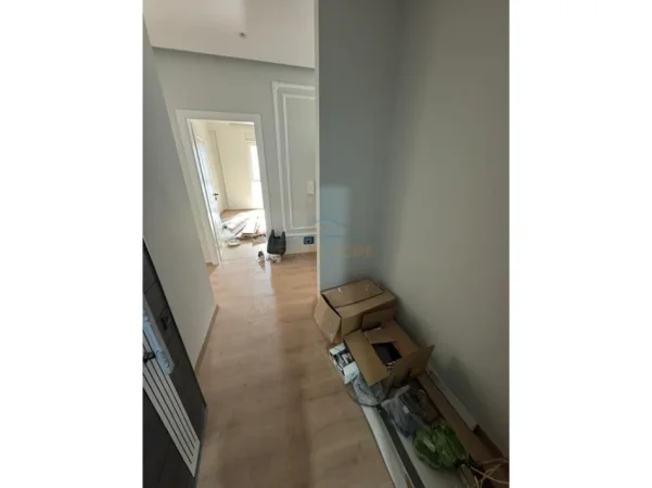 Tirane, shitet apartament 2+1 Kati 6, 98 m² 190.000 € (5 MAJI)