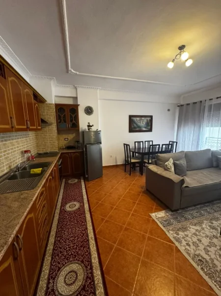 Tirane, shitet apartament 2+1+Ballkon Kati 5, 103 m² 155.000 € (Yzberisht, Tek Nela 6)