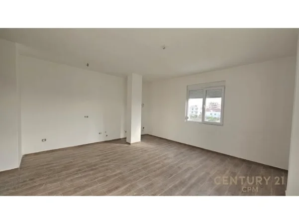 Tirane, shitet apartament 1+1+Ballkon Kati 2, 80 m² 111.400 € 