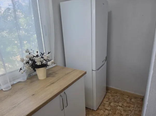 Tirane, jepet me qera apartament 1+1 Kati 1, 70 m² 350 € (Sauk i vjeter)