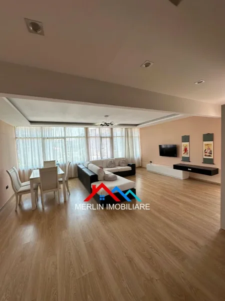 Tirane, jepet me qera apartament 2+1+Ballkon Kati 2, 140 m² 680 € (RRUGA DRITAN HOXHA,LAPRAKE)