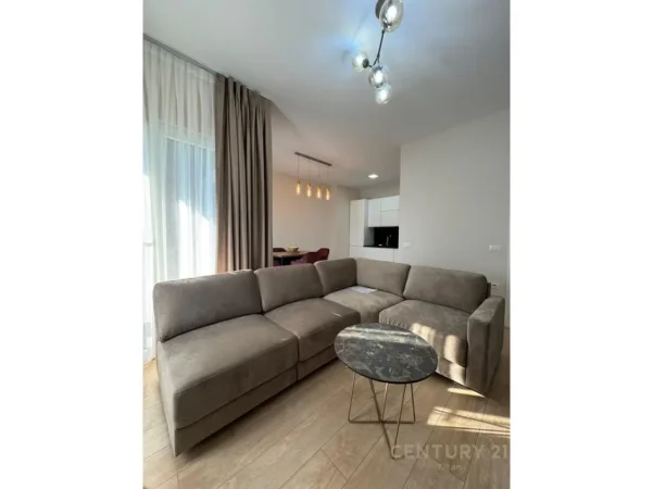 Tirane, jepet me qera apartament 2+1+Aneks+Ballkon Kati 4, 96 m² 1.500 € 