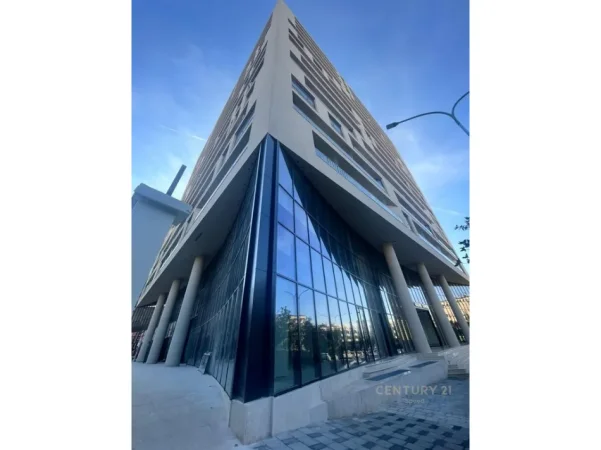 Tirane, jepet me qera ambjent biznesi Kati 1, 171 m² 1.800 € 