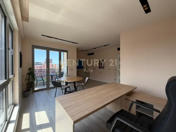 Tirane, jepet me qera zyre Kati 2, 102 m² 1.600 € (Kont Urani)