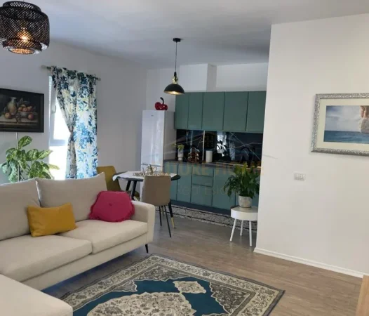 Tirane, shitet apartament 2+1 Kati 7, 87 m² 137.999 € (Univers City)
