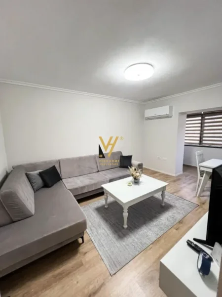 Tirane, jepet me qera apartament 2+1+Ballkon Kati 3, 75 m² 750 € (STADIUMI DINAMO)