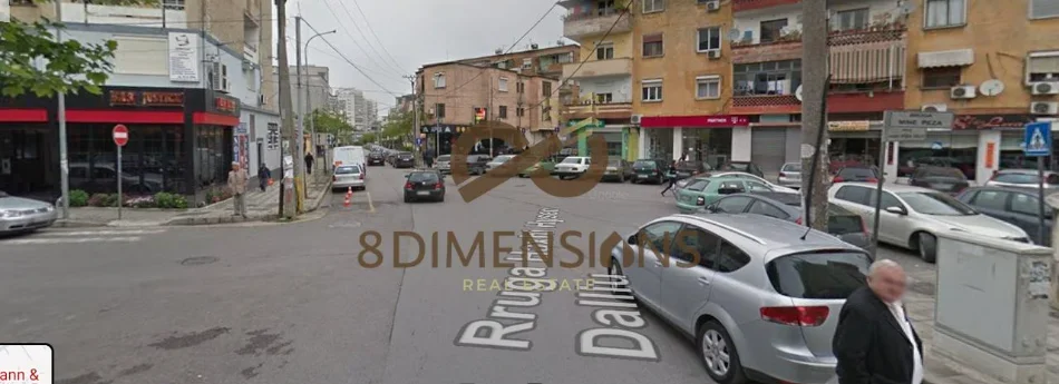 Tirane, jepet me qera ambjent biznesi Kati 0, 11 m² 300 € (Mine Peza)