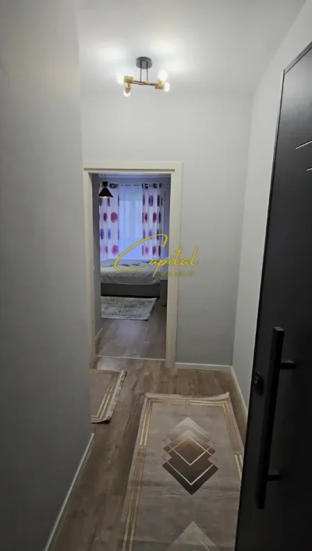Tirane, jepet me qera apartament 1+1 Kati 6, 82 m² 500 € (ZOGU I ZI)