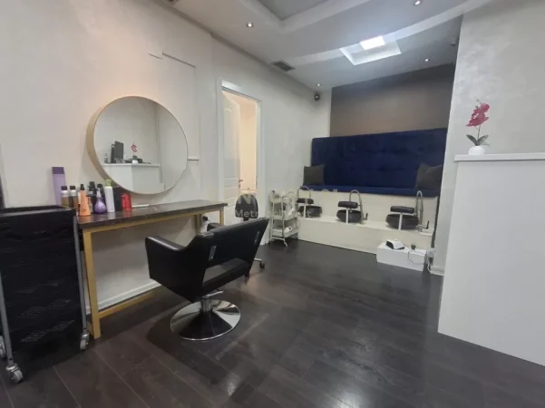 Tirane, shitet aktivitet biznesi , 62 m² 