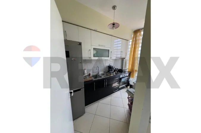 QERA, APARTAMENT 1+1, PORCELAN, TIRANË