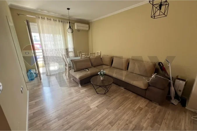 QERA, APARTAMENT 1+1, PORCELAN, TIRANË