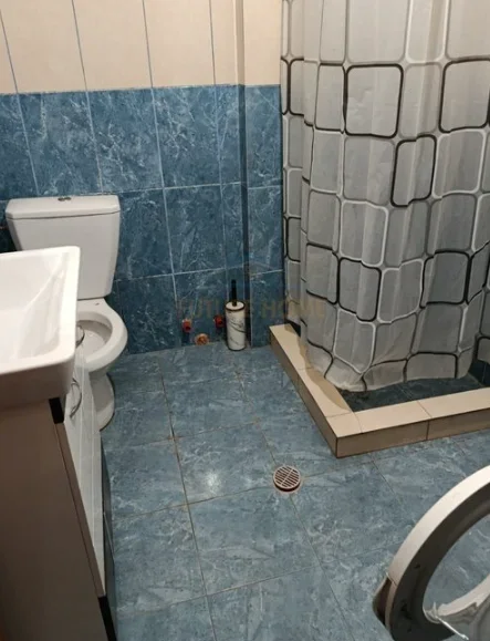 Tirane, jepet me qera apartament 1+1 Kati 1, 45 m² 270 € (Kodra e Priftit)