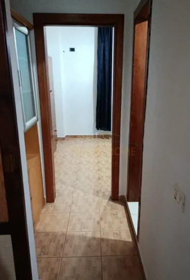 Tirane, jepet me qera apartament 1+1 Kati 1, 45 m² 270 € (Kodra e Priftit)
