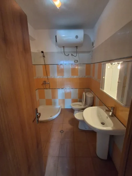 Tirane, shes apartament 1+1+Ballkon, Rruga Besim Alla, Yzberisht, Kati 6, 75 m² 122.000 €