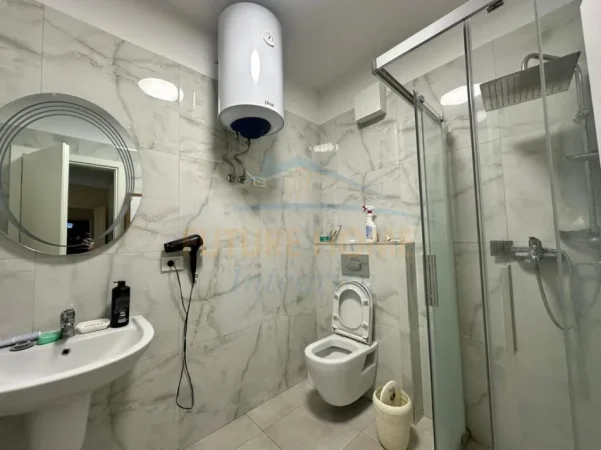 Tirane, shitet apartament 2+1+Ballkon Kati 3, 108 m² 260.000 € (Kompleksi Vind)