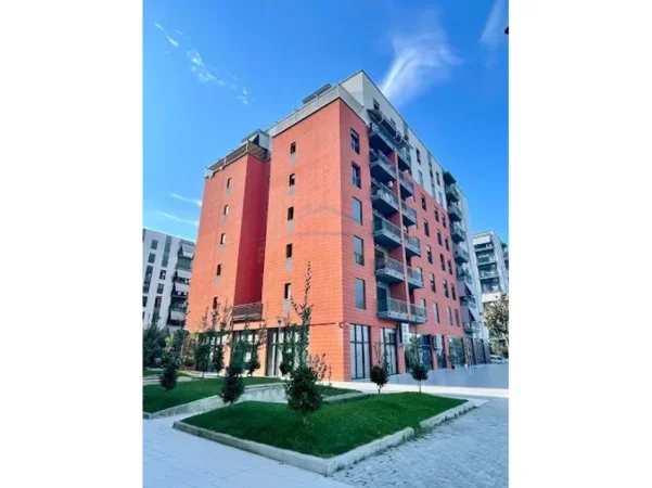 Tirane, jepet me qera apartament 4+1 Kati 7, 200 m² 1.200 € 