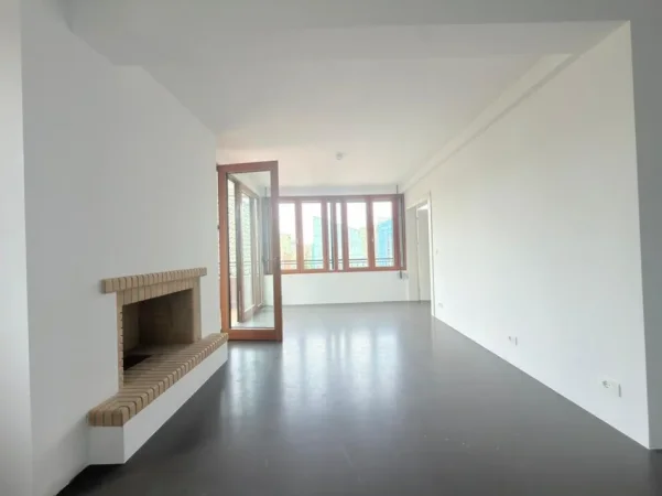 Tirane, shitet apartament 1+1 Kati 5, 100 m² 499.000 € (blloku)