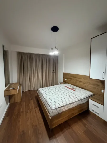 Tirane, jepet me qera apartament 1+1 Kati 5, 75 m² 490 € (ASTIR)