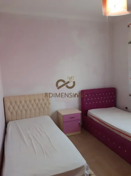 Tirane, jepet me qera apartament 2+1 Kati 2, 110 m² 600 € (bulevardi i ri)