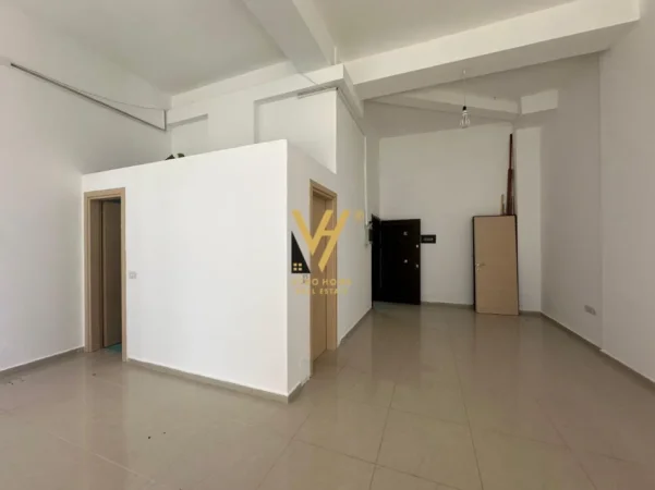 Tirane, jepet me qera ambjent biznesi Kati 0, 54 m² 520 € (ASTIR)