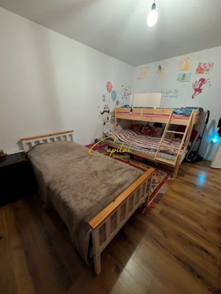Tirane, shitet apartament 2+1 Kati 3, 75 m² 160.000 € (21 DHJETORI)