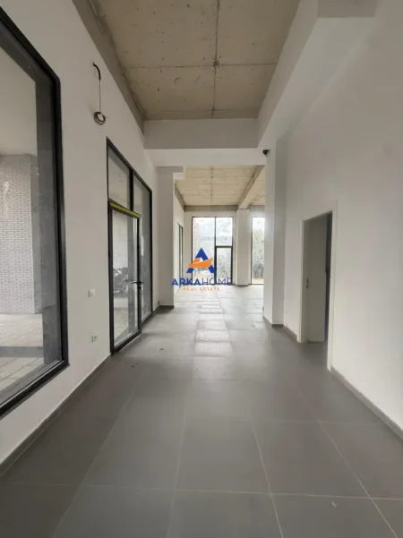 Tirane, shitet apartament 2+1+Ballkon Kati 2, 109 m² 219.000 € 
