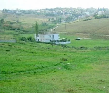 Tirane, shitet truall , 1.200 m² 120.000 € (Kus Kashar)
