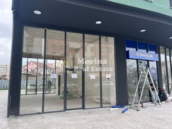 Tirane, shitet ambjent biznesi Kati 0, 72 m² 395.000 € (Yzberisht)