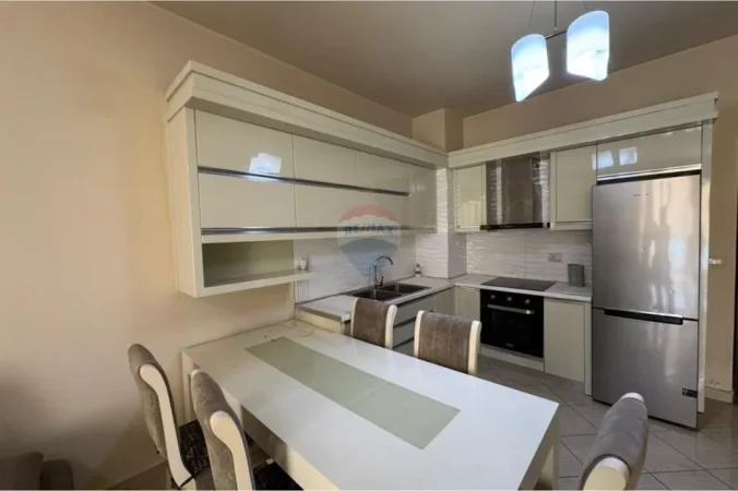 Tirane, shitet apartament 1+1 Kati 6, 70 m² 145.000 € 
