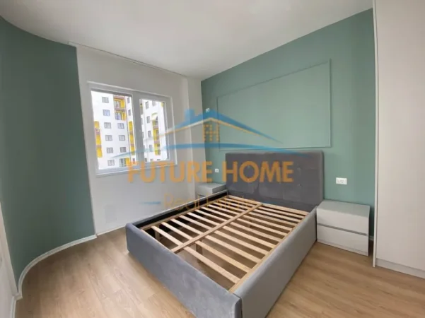 Tirane, jepet me qera apartament 2+1 , 106 m² 800 € (Yzberisht)