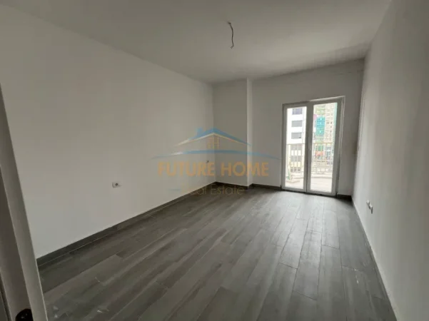 Tirane, jepet me qera apartament 1+1 Kati 5, 72 m² 550 € (ZOGU I ZI)